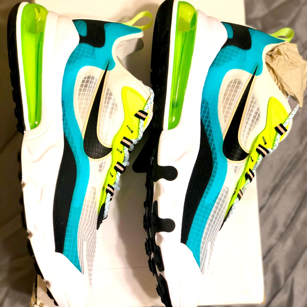 Air max 270 React SE sneakers